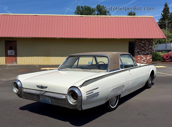 1Y71Z139615 1961 FORD T-BIRD Two Tone Widok z przodu