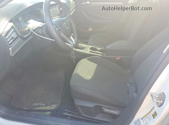 3VWC57BU0KM060025 2019 VOLKSWAGEN JETTA White Widok deski rozdzielczej