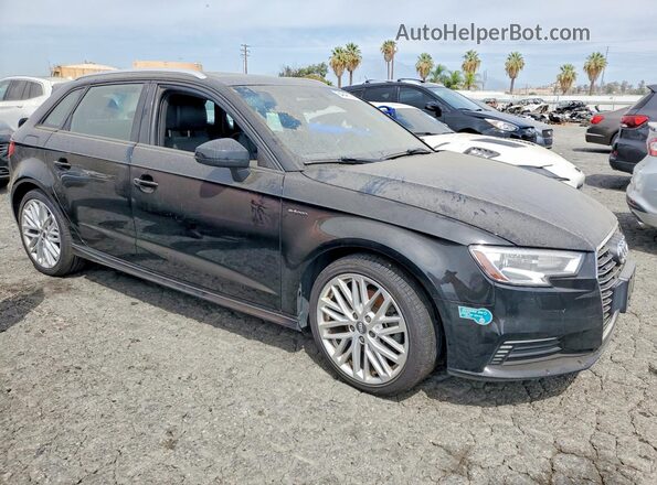 WAUUPBFF3JA058164 2018 AUDI A3 Black Front view