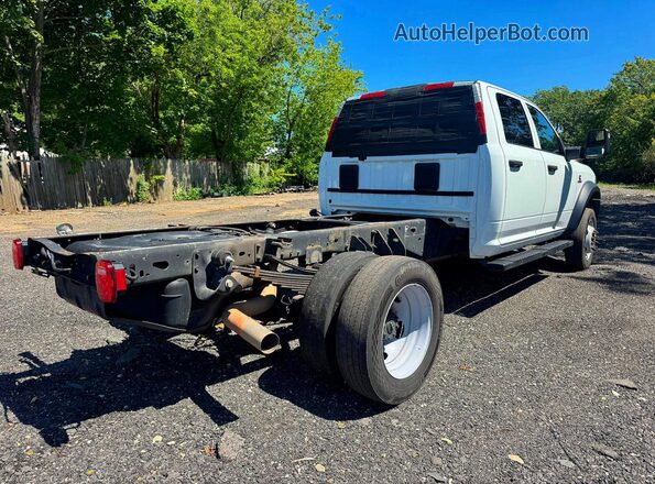 3C7WRNEL2RG240579 2024 RAM 5500 White Delantero derecho