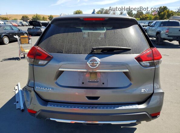 JN8AT2MT6HW145763 2017 NISSAN ROGUE Charcoal Front interior view