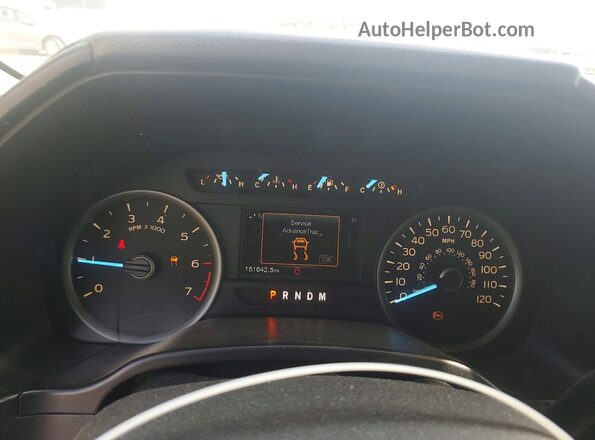1FTFW1E59JFC66862 2018 FORD F150 White Widok tylnych siedzeń