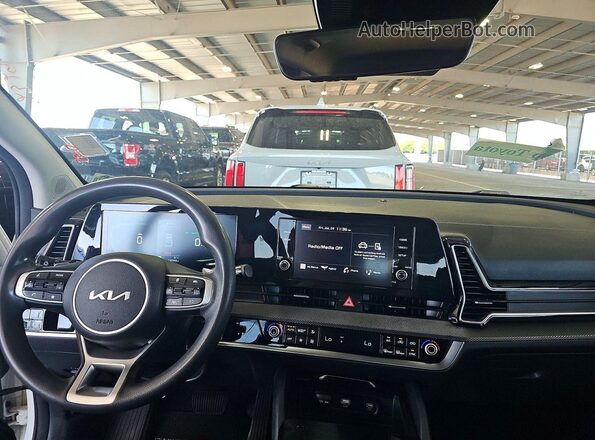 KNDPUCAG6P7059930 2023 KIA SPORTAGE White Vista de los asientos traseros