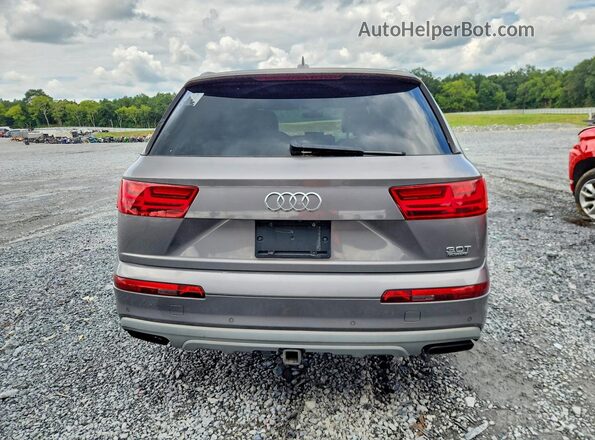 WA1AAAF76HD019727 2017 AUDI Q7 Gray Вид салону спереду