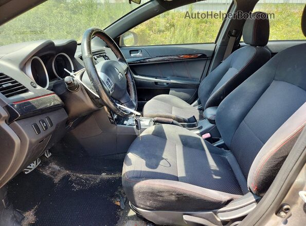 JA32U2FU0HU014261 2017 MITSUBISHI LANCER Gray Widok deski rozdzielczej