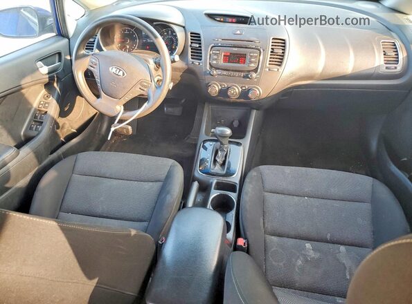 3KPFK4A75HE025129 2017 KIA FORTE Blue Սարքավորումների վահանակի տեսք