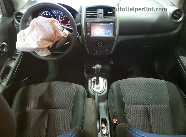 3N1CN7AP6JL879627 2018 NISSAN VERSA Gray Vista del cuadro de instrumentos