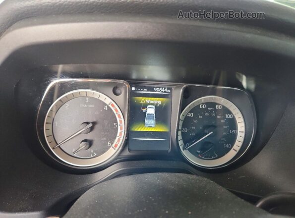 1N6BA1F42JN524189 2018 NISSAN TITAN White Հետևի նստատեղերի տեսք