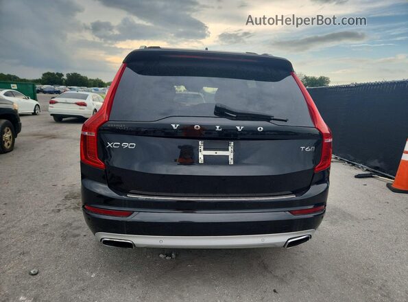 YV4A22PK2G1090268 2016 VOLVO XC90 Черный Вид салона спереди
