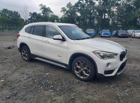 WBXHT3Z32G4A48942 2016 BMW X1 White Widok z przodu