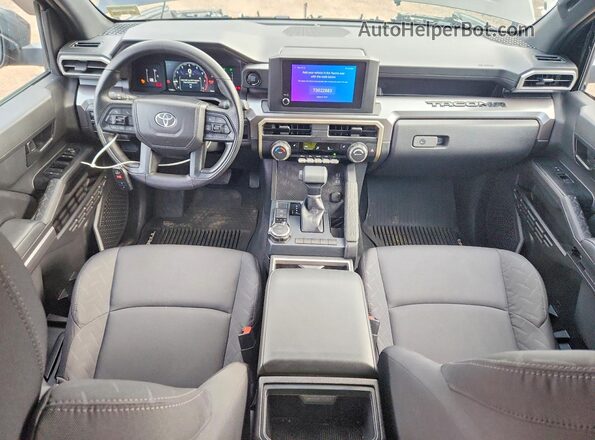 3TMLB5JN9SM150283 2025 TOYOTA TACOMA Black Widok zestawu wskaźników