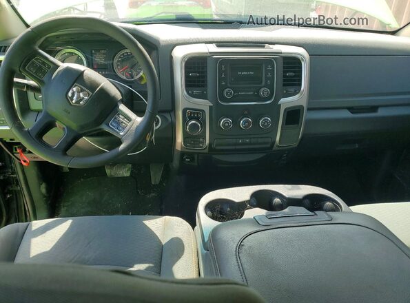 1C6RR7GG4HS792301 2017 RAM 1500 Green Widok zestawu wskaźników