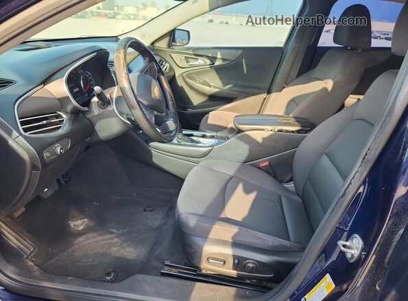 1G1ZE5ST7HF248082 2017 CHEVROLET MALIBU Синий Вид панели приборов