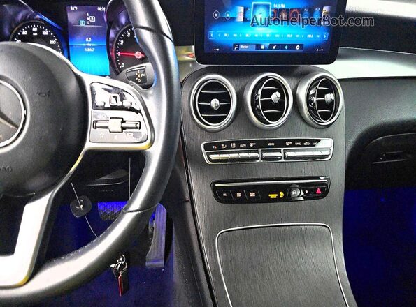 W1N0G8DB8NV328212 2022 MERCEDES-BENZ GLC-CLASS Black Հետևի նստատեղերի տեսք