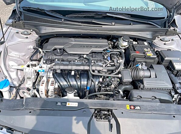KMHLM4DG0SU094579 2025 HYUNDAI ELANTRA Серебряный Вид панели приборов