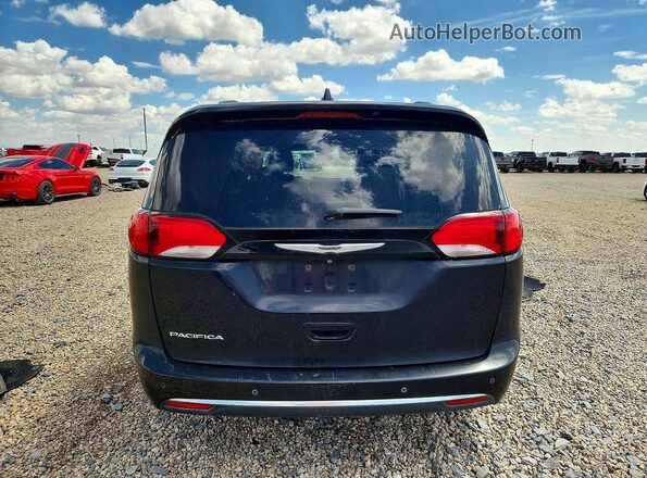 2C4RC1BG4KR650473 2019 CHRYSLER PACIFICA Черный Вид салона спереди
