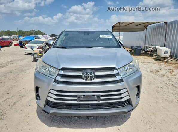 5TDZARFH7KS054577 2019 TOYOTA HIGHLANDER Silver Rear view