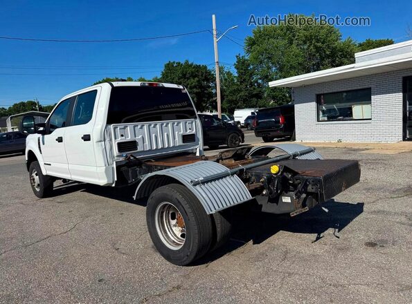1FD8W3HTXMEC75168 2021 FORD F350 White Передня права чверть