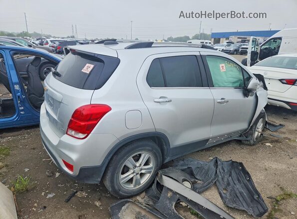 KL7CJLSB9KB819152 2019 CHEVROLET TRAX Серебряный Передняя правая четверть