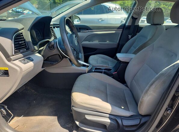 5NPD84LF8JH215101 2018 HYUNDAI ELANTRA Черный Вид панели приборов