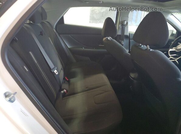 KMHLS4DG3SU911677 2025 HYUNDAI ELANTRA Белый Вид задней части салона