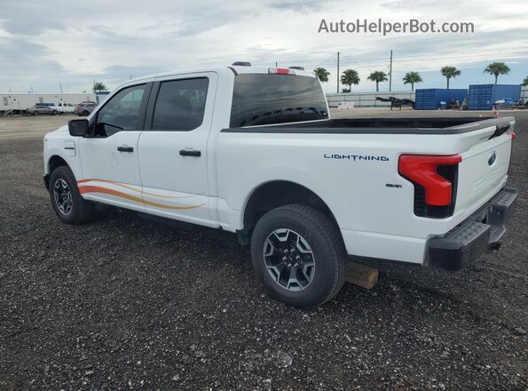 1FT6W1EV0PWG32426 2023 FORD F-150 LIGHTNING Белый Задняя правая четверть