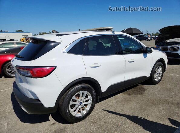1FMCU0G65MUA42699 2021 FORD ESCAPE White Delantero derecho