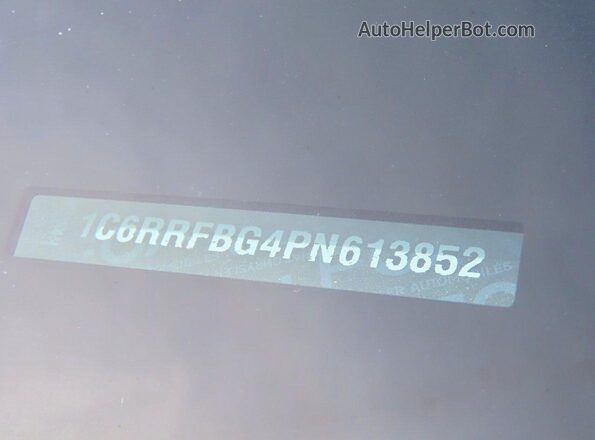 1C6RRFBG4PN613852 2023 RAM 1500 Black Вид задньої частини салону