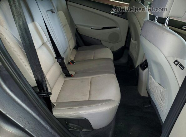 KM8J3CA22JU690014 2018 HYUNDAI TUCSON Gray Вид підкапотного простору