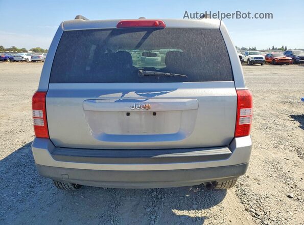1C4NJPBB7GD774663 2016 JEEP PATRIOT Silver წინა სალონის ხედი