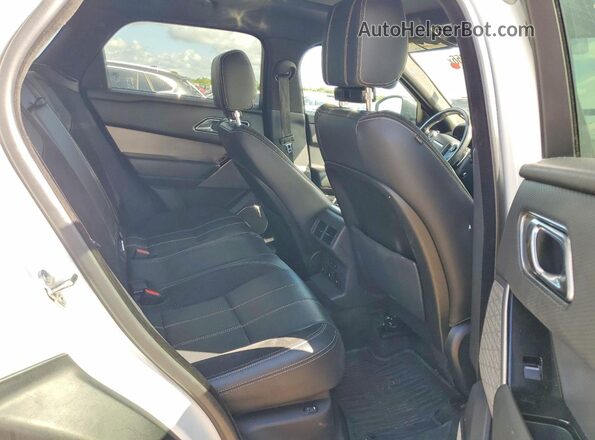 SALYL2RN5JA771191 2018 LAND ROVER RANGE ROVER White უკანა სალონის ხედი