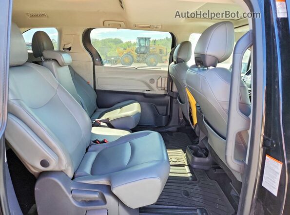 5TDYRKECXMS029029 2021 TOYOTA SIENNA Black Vista del compartimento del motor