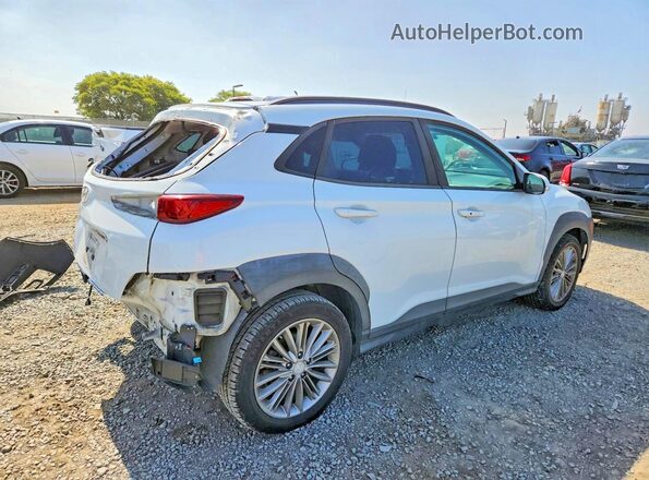 KM8K22AA2JU089887 2018 HYUNDAI KONA Белый Передняя правая четверть