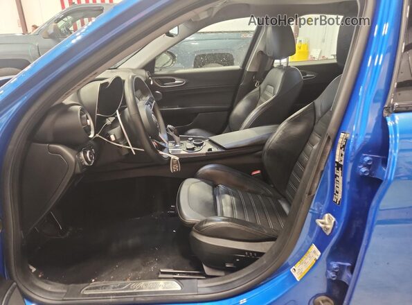 ZARFAEEN4J7579825 2018 ALFA ROMEO GIULIA Blue Вид панелі приладів
