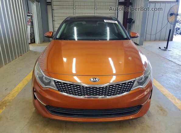 5XXGU4L39GG040280 2016 KIA OPTIMA Оранжевый Вид сзади