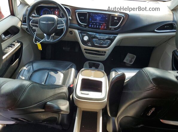 2C4RC1EG1HR538721 2017 CHRYSLER PACIFICA Red Սարքավորումների վահանակի տեսք