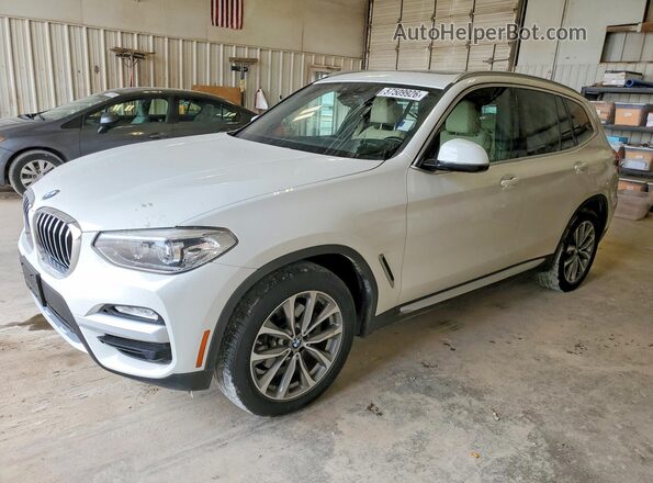 5UXTR7C54KLE98449 2019 BMW X3 White Rear left
