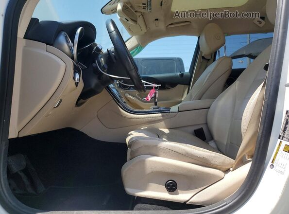 WDC0G4JB6HF165041 2017 MERCEDES-BENZ GLC-CLASS White Vista del salpicadero