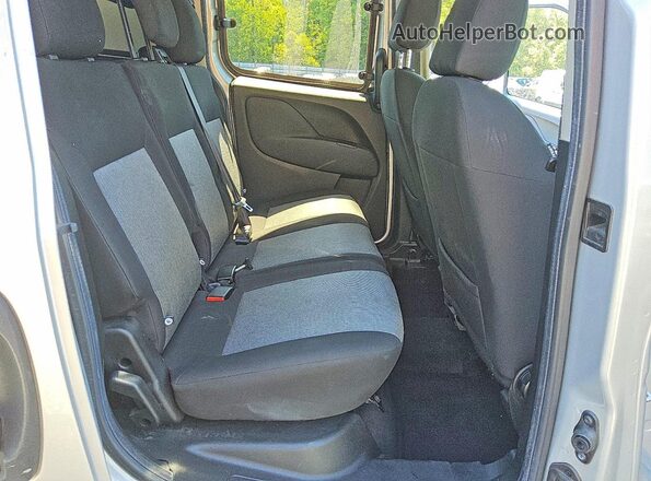 ZFBERFBBXJ6K51669 2018 RAM PROMASTER Серый Вид задней части салона