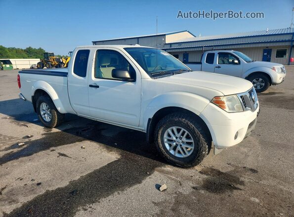 1N6DD0CW6HN756031 2017 NISSAN FRONTIER Белый Вид спереди