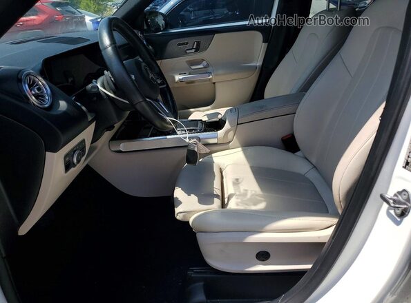 W1N4M4HB6LW040774 2020 MERCEDES-BENZ GLB-CLASS White Vista del salpicadero