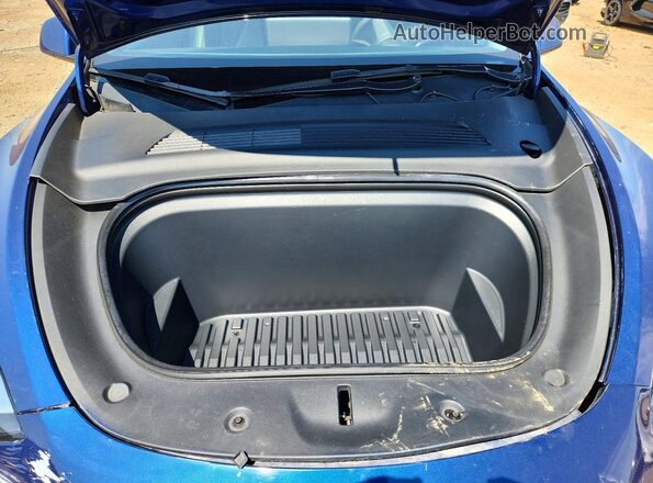 5YJYGDEE9MF121126 2021 TESLA MODEL Blue Շարժիչի բաժամունքի տեսք