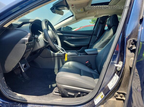 3MZBPACM5RM435600 2024 MAZDA 3 Синий Вид панели приборов