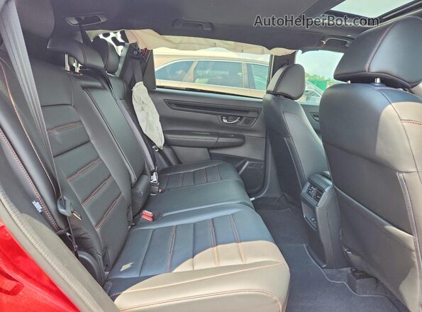 7FARS5H85SE002506 2025 HONDA CR-V Red Widok wnętrza z tyłu