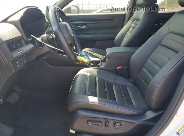 7FARS5H8XRE020199 2024 HONDA CR-V White Front interior view