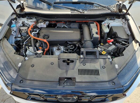 7FARS6H55PE010558 2023 HONDA CR-V White Вид підкапотного простору