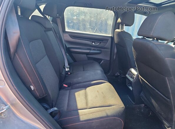 7FARS6H5XPE039666 2023 HONDA CR-V Silver Widok wnętrza z tyłu