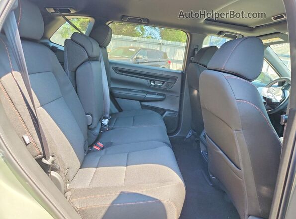7FARS6H66TE143994 2026 HONDA CR-V Green Rear interior view