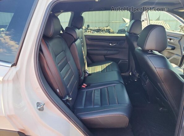 7FARS6H83SE100942 2025 HONDA CR-V Белый Вид задней части салона