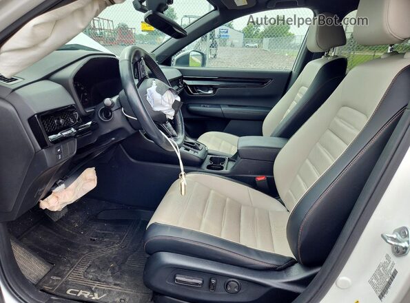 7FARS6H92PE037395 2023 HONDA CR-V White Вид салону спереду